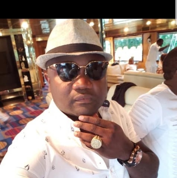 Meet your Posher, Williams - Picture 1 of 1